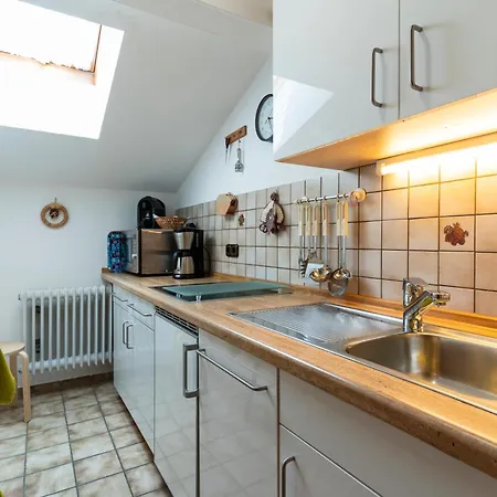 Gaestehaus Rosenblueh Appartement *