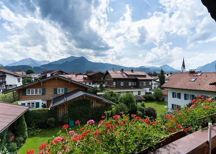 Gaestehaus Rosenblueh * Oberstdorf